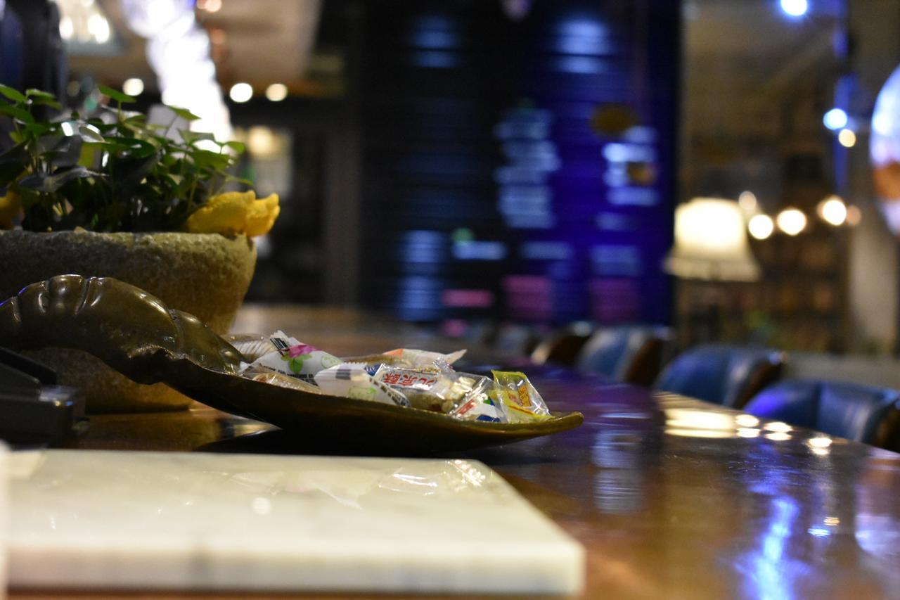 Study Resort Ningbo Buitenkant foto